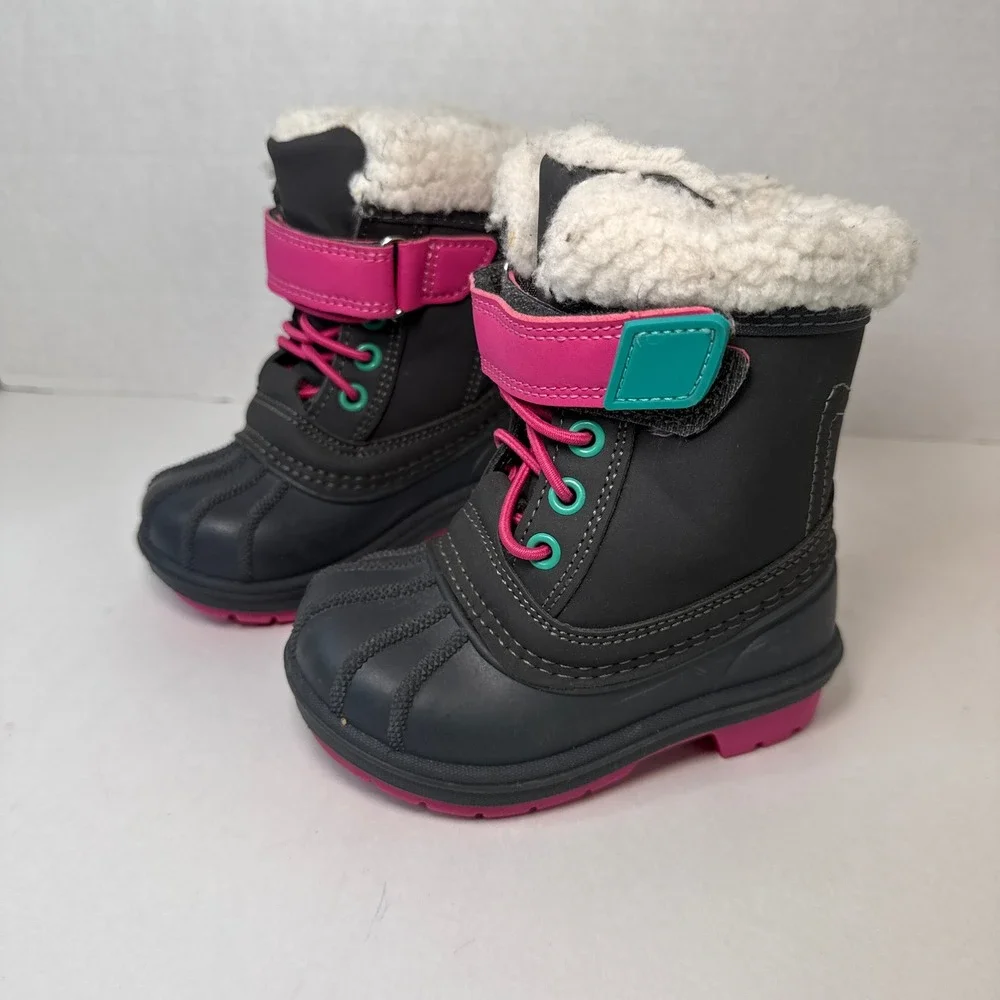 Cat & Jack Kids Gray Pink Faux Fur Lined Winter Snow Duck Boots Size 5 Toddler